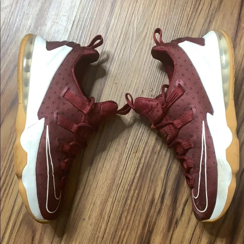 Nike Lebron 13 Low CAVS Men Sneakers